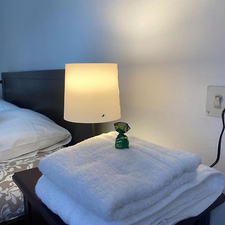 Apartamento Buenavista En Овиедо Екстериор снимка
