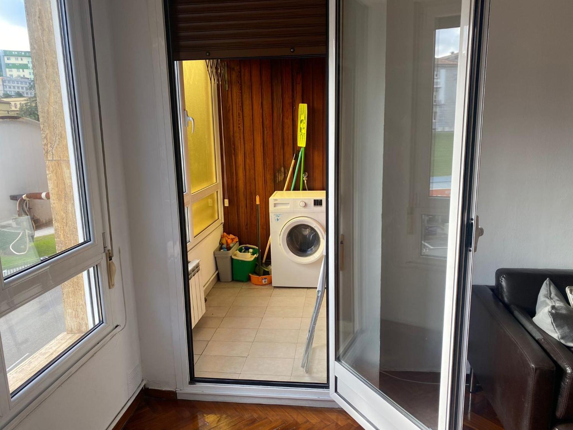 Apartamento Buenavista En Овиедо Екстериор снимка