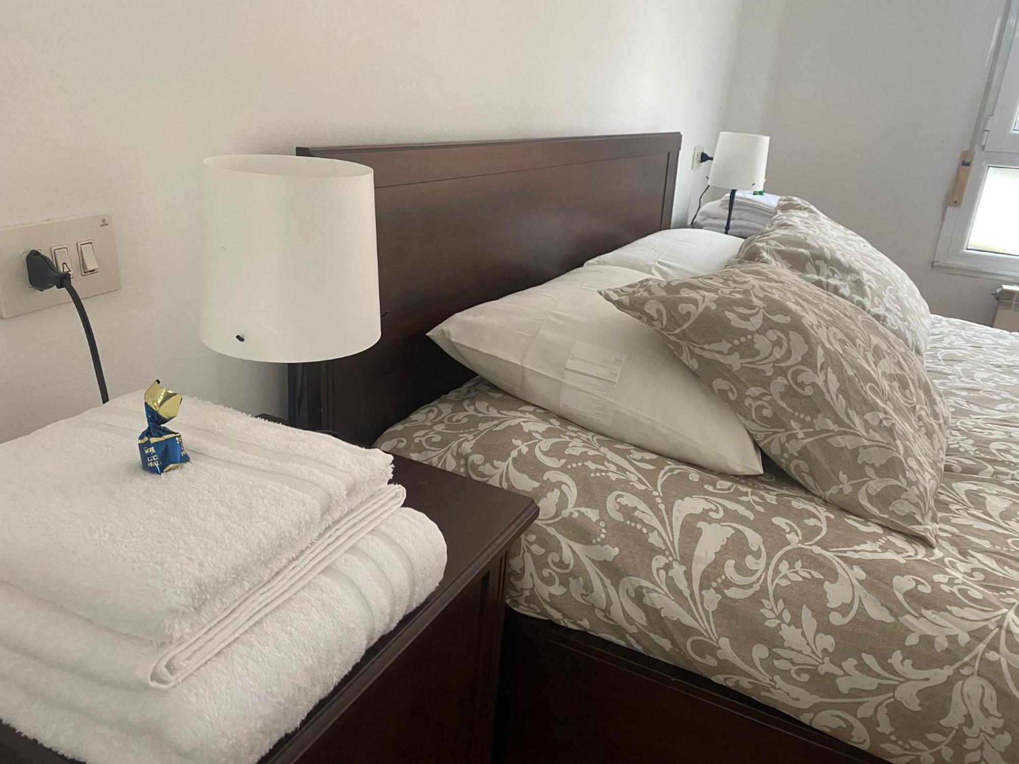 Apartamento Buenavista En Овиедо Екстериор снимка